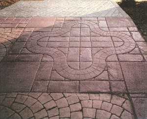 Stamped Concrete Driveway - California Weave with 4" Tile 1/4 Circle
