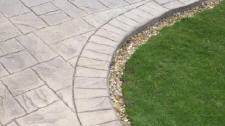 4" x 8" Slate Soldier Course 2' Radius Stamped Concrete Border