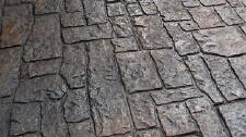 Decorative Stamped Concrete with Random Cobblestone Pattern 